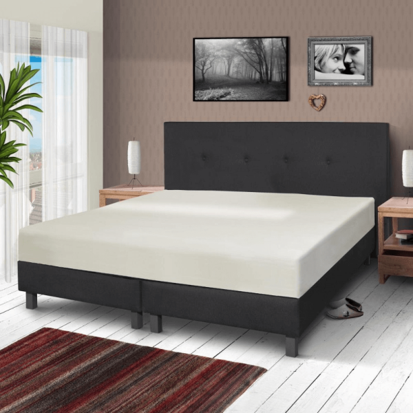 Hotel Home Collection matras molton wit opgemaakt